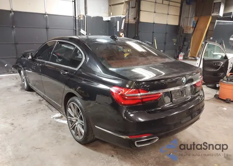 2018 BMW Alpina B7 xDrive из США, поврежденный, VIN WBA7F2C57JB238818